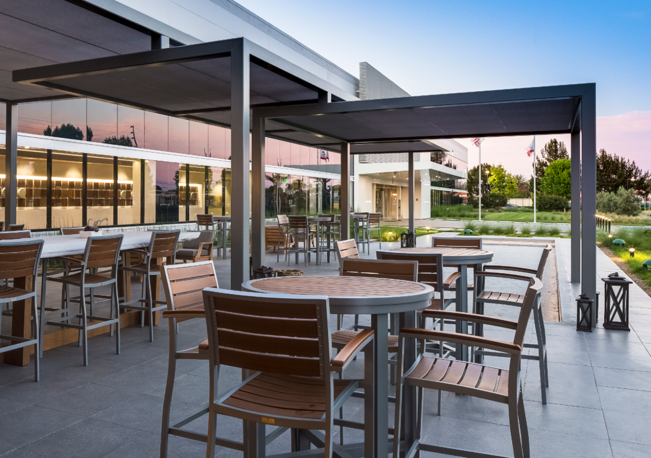 Outdoor Patio at Night at Harbor Distributing Beverage Facility and Headquarters Built by ARCO Construction