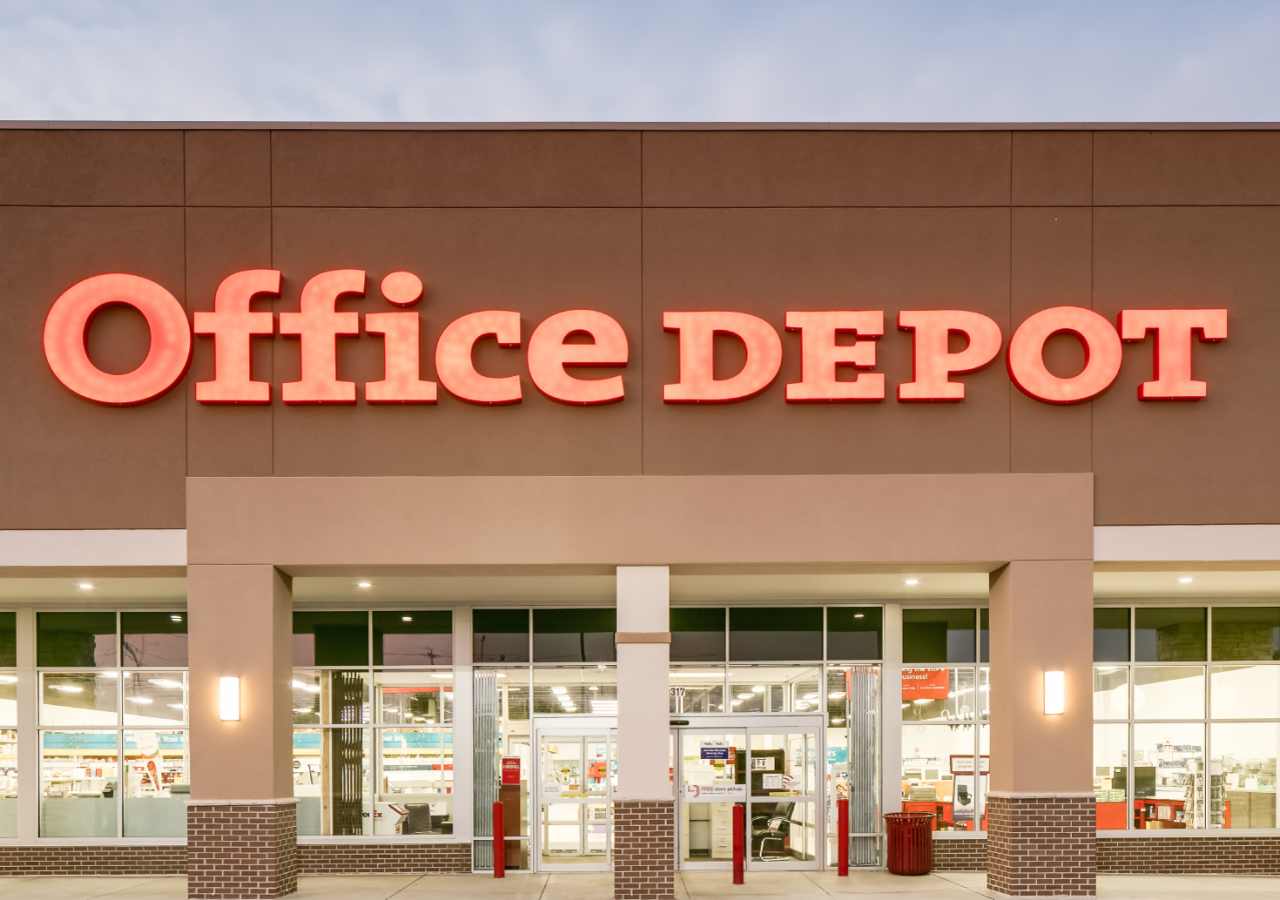 Office Depot Storefront at Vivion & N. Oak Retail Shopping Center Built by ARCO Construction in Kansas City