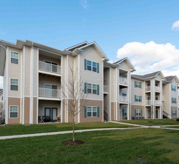 Celtic Apartments | St. Peters, MO