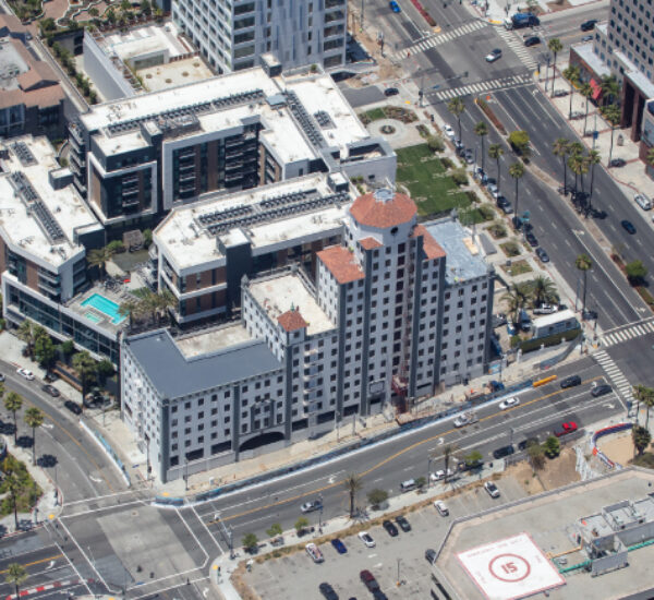 Ocean Center Apartments | Long Beach, CA