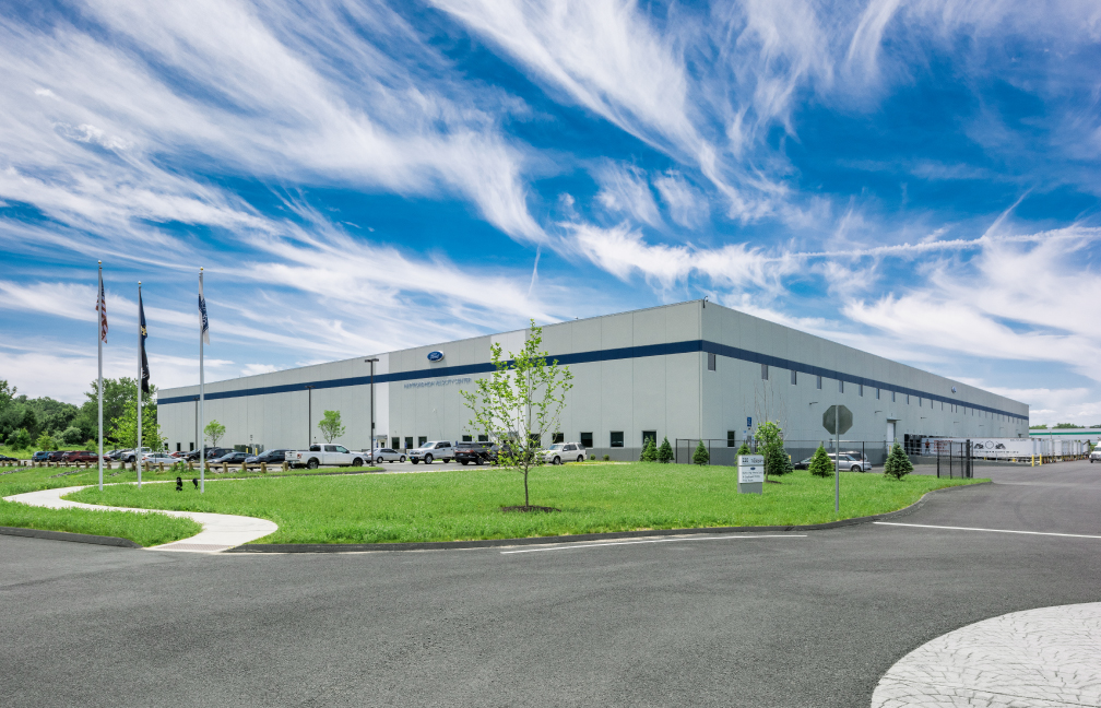 griffin industrial realty ford distribution facility front facing view