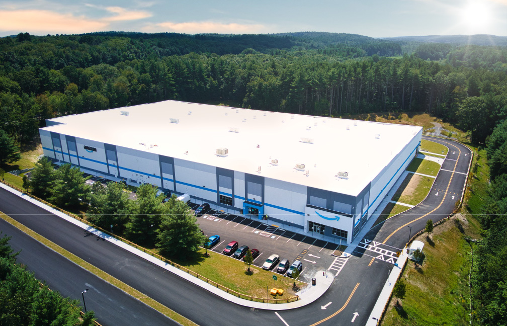 aerial view of the littleton massachusetts amazon last mile delivery station