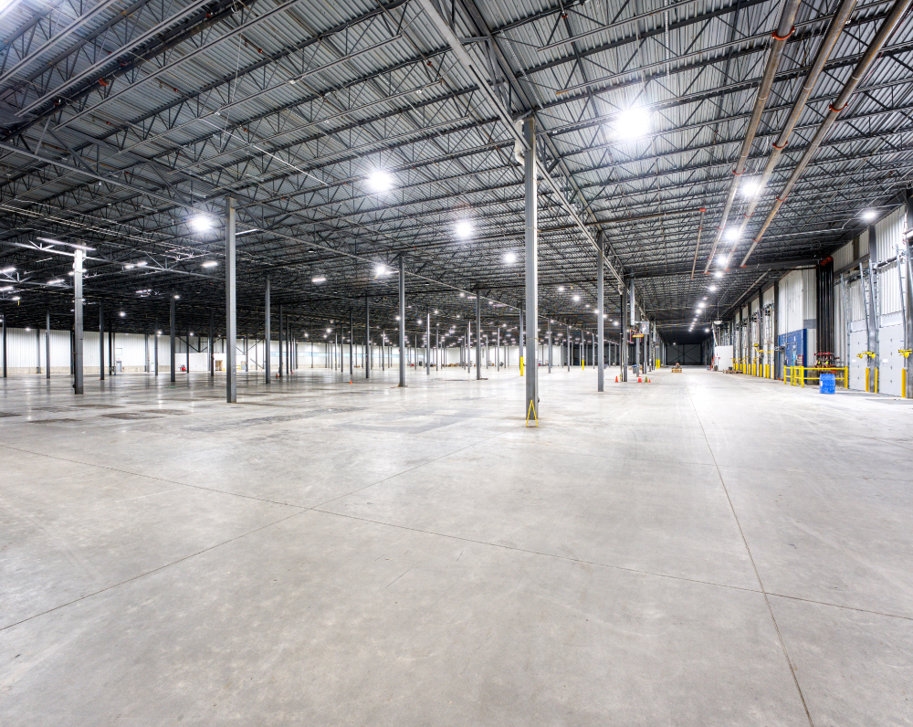 warehouse space in the stag industrial distribution facility in nashua new hampshire