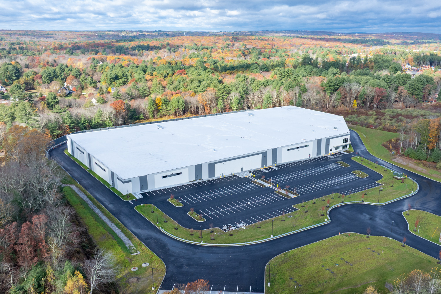 drone image of a speculative warehouse for bluewater property group in mendon massachusetts