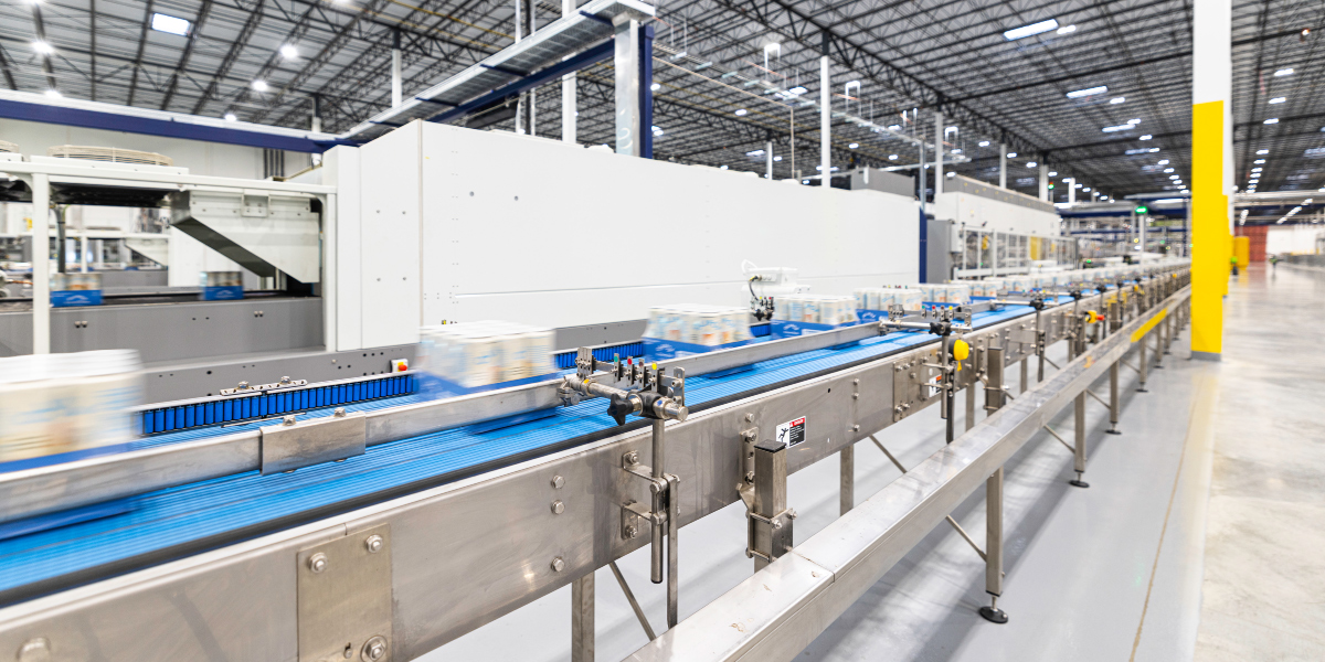 cans on the manufacturing line within the drinkpak fort worth beverage manufacturing facility