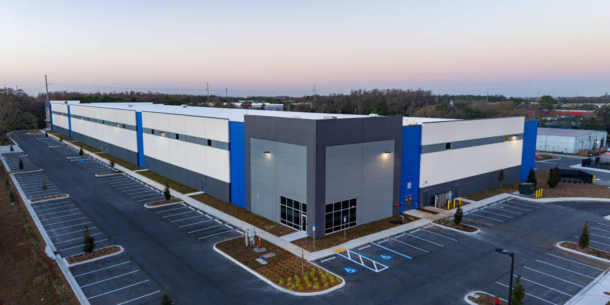 drone view of the zippy shell distribution facility in tampa florida