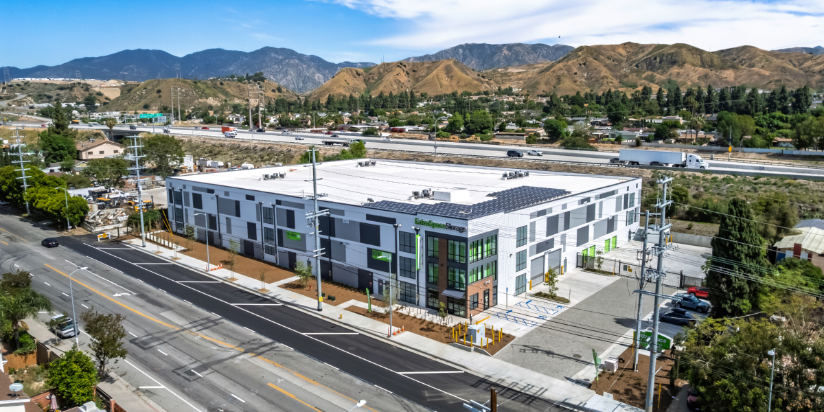 drone image of the banner self storage facility in sylmar california