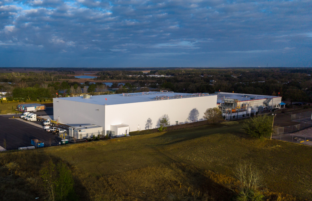 exterior view of the dominos cold storage facility expansion in groveland florida