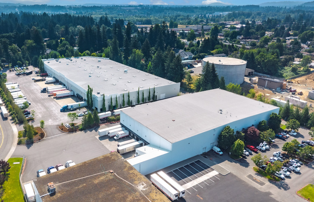 drone image of the performance food group cold storage facilities in portland oregon